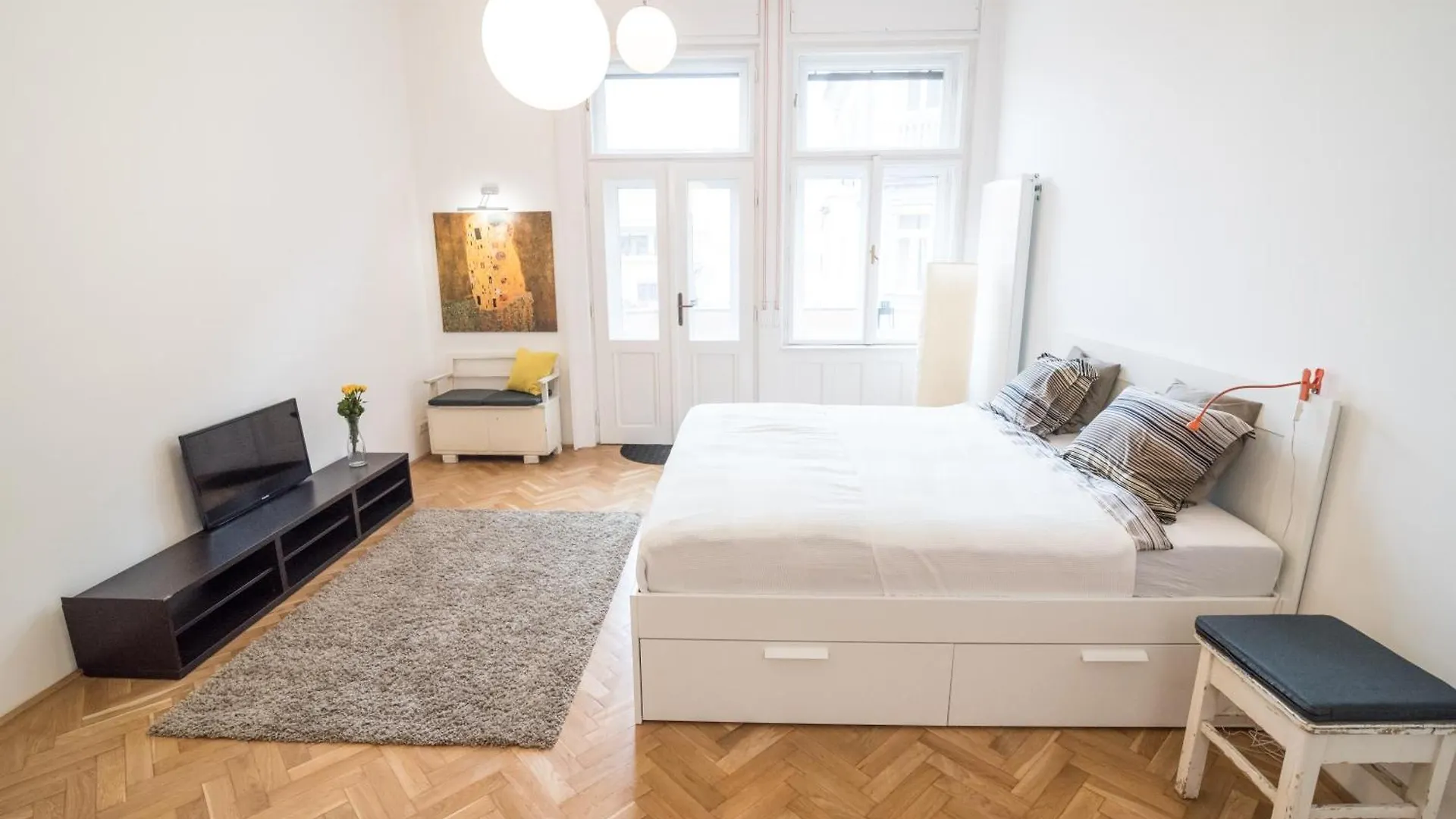 Newsunny Apartment At The Budacastle Budapest