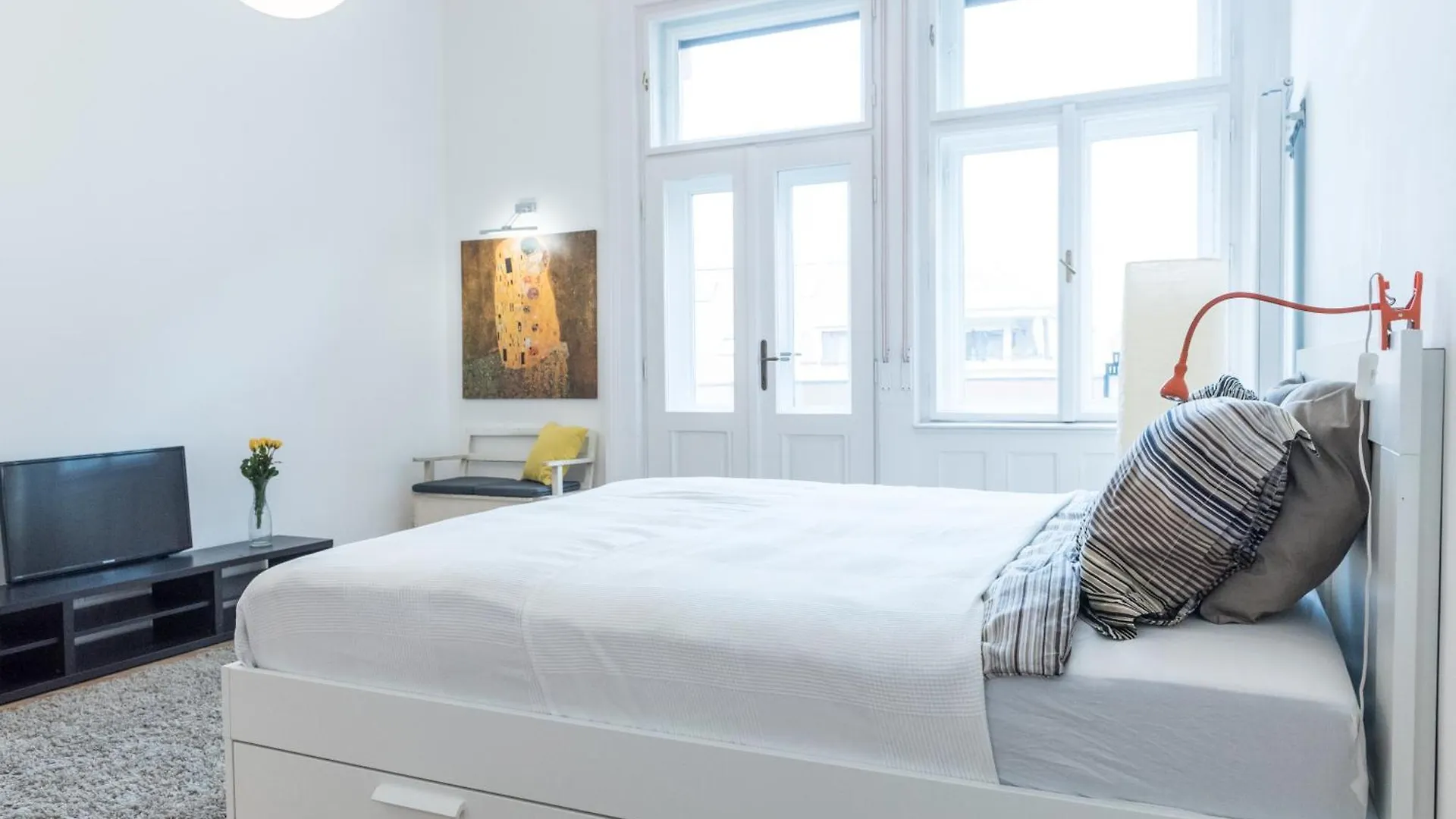 Newsunny Apartment At The Budacastle Budapešť