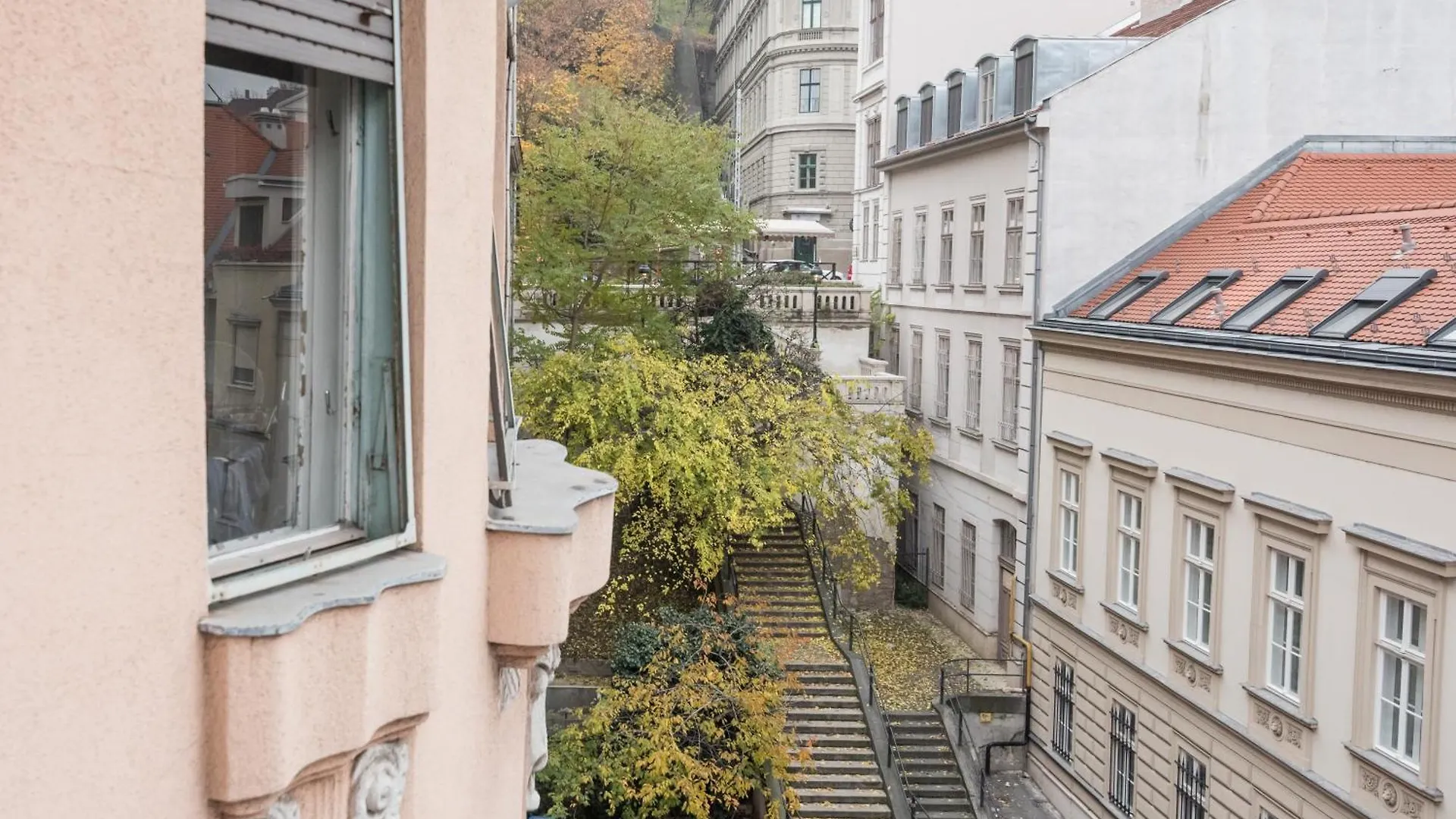 Newsunny Apartment At The Budacastle Budapešť